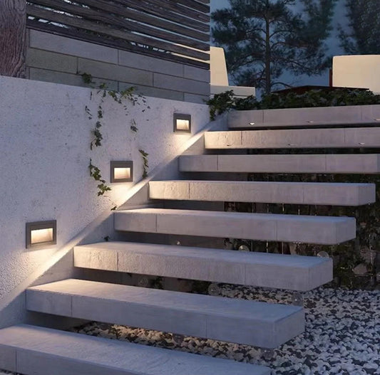 Aplica LED de Exterior pentru Scări, Iluminat Durabil și Eficient – Design Modern pentru Iluminat Exterior