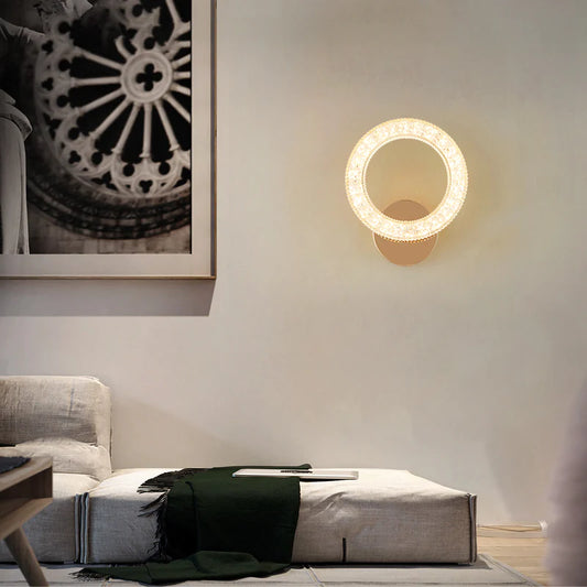Aplica LED de lux DM Living, Model DM300/1, Auriu – Design Elegant și Iluminare Premium pentru Orice Spațiu