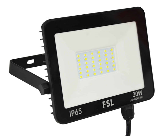 Proiector LED Puternic 30W, Lumină Rece și IP65 – Perfect pentru Iluminat Profesional în Spații Exterioare Elegante