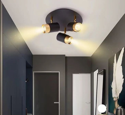 Aplica De Tavan Cu 3 Spoturi Direcționale De Lux DM3007-3 Negru/Auriu – Iluminat Elegant Și Design Modern, Ideală Pentru Interioare Rafinate