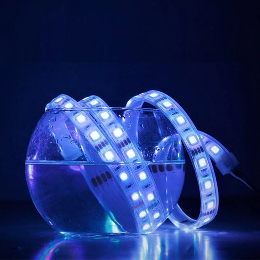 Bandă LED Submersibilă RGB SMD 5050, 14W – Iluminat Modern, Rezistent la Apă, pentru Piscine și Grădini