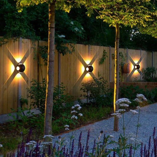 Aplica LED Exterior DM-T4101, Negru – Design Contemporan cu Detalii din Sticlă pentru Iluminat Exterior Elegant