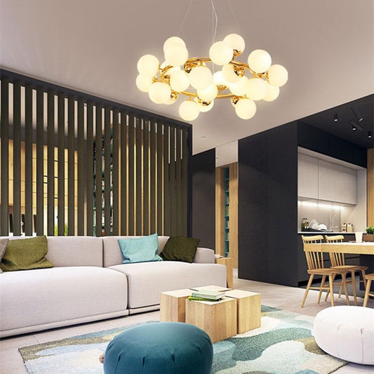 Candelabru Elegant și Modern cu Globuri LED și Accente Aurii, 50cm, Model DM1010-15 – Iluminat Distins pentru Tavan
