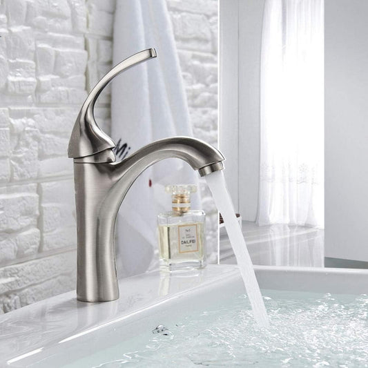 Baterie Lavoar, Inox Satinat Model MP015 – Design Modern și Durabilitate pentru O Experiență Premium în Baie.