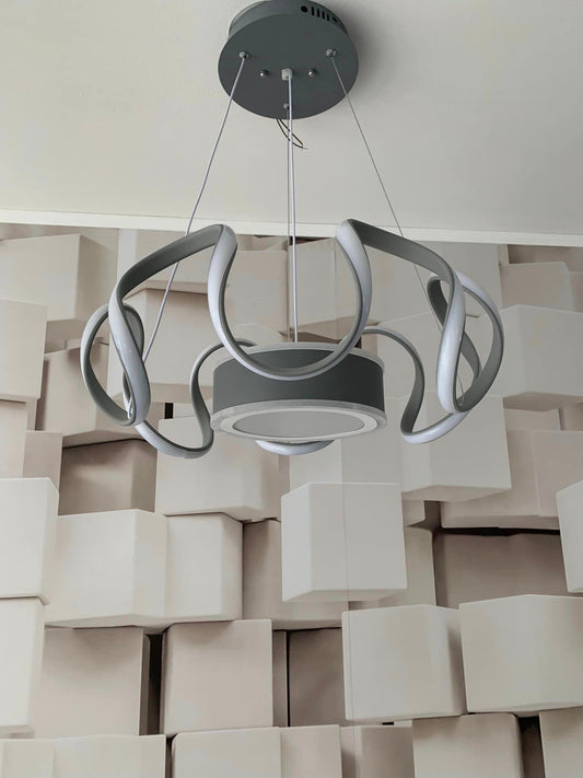 Lustră LED Suspendată cu Lumină Curbe – Iluminare Contemporană pentru Spații Stilate