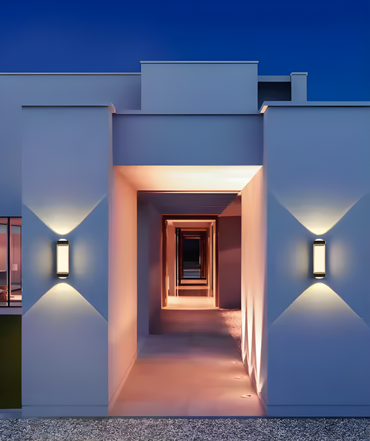 Aplica Exterioară Neagră din Aluminiu cu 2 Tipuri de Lumină – Eficiență și Stil pentru Spații Exterioare, Model L549