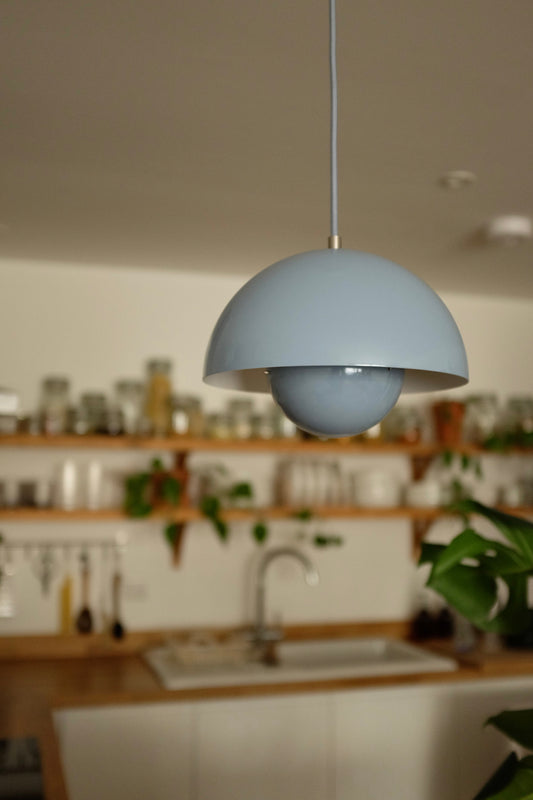 Lampă pendul semisferică modernă, stil nordic, Metal Albastru – DM9202/230 E27 – Iluminat rafinat și elegant, perfect pentru un decor contemporan.